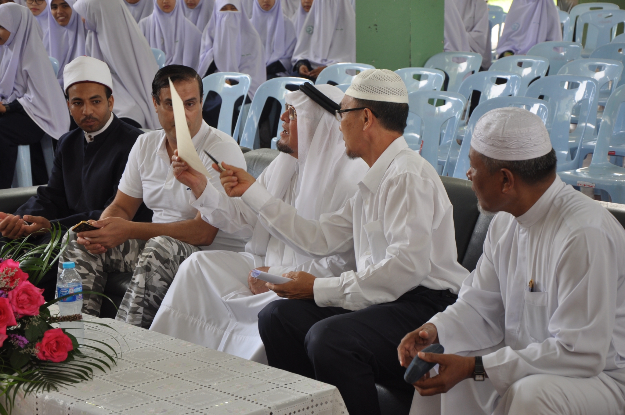 ภาพกิจกรรม งานเลี้ยงส่งนักเรียนทุนการศึกษาต่อต่างประเทศ